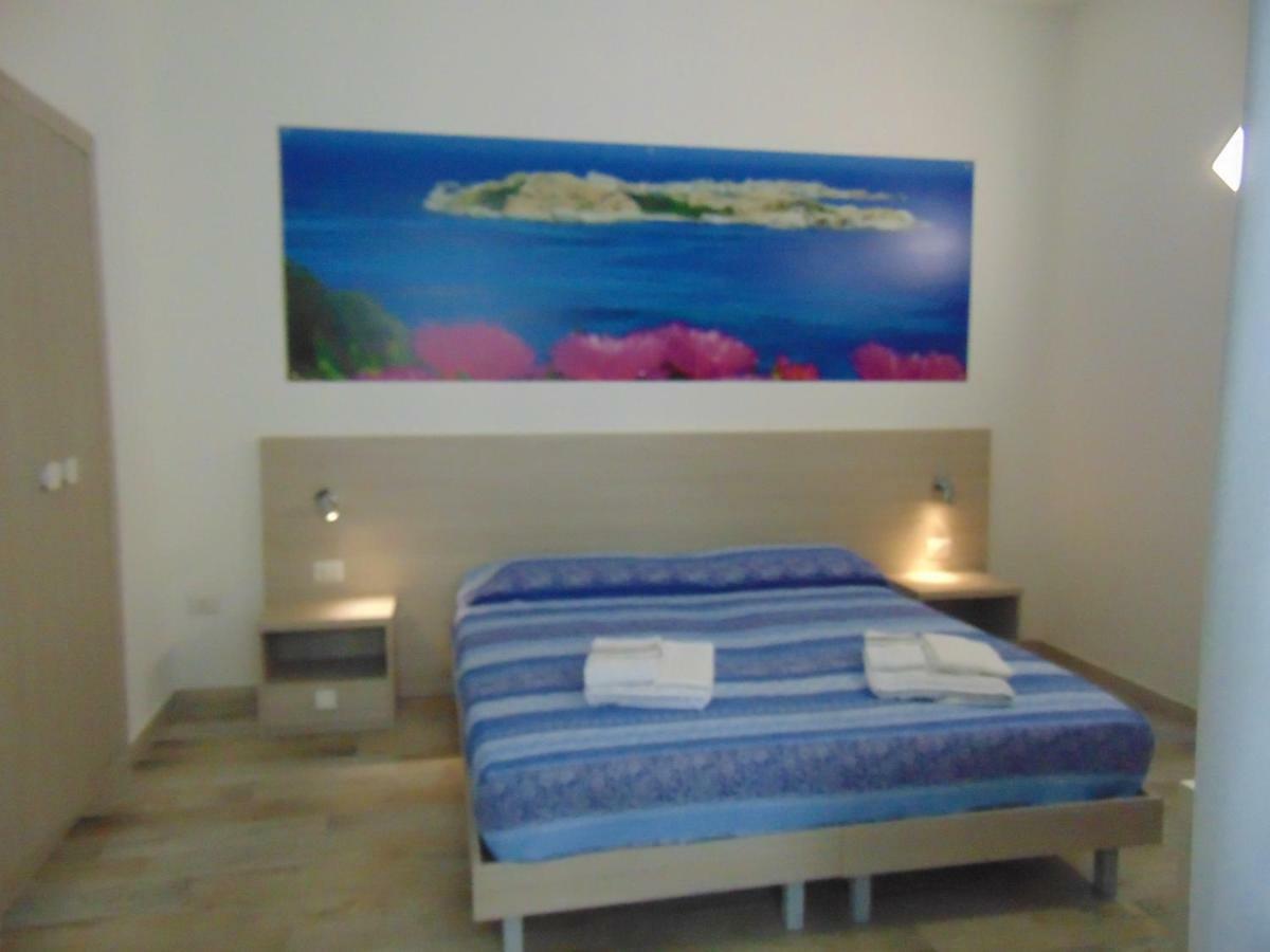 Mio & Tuyo Hotel Santa Teresa Gallura Exterior foto